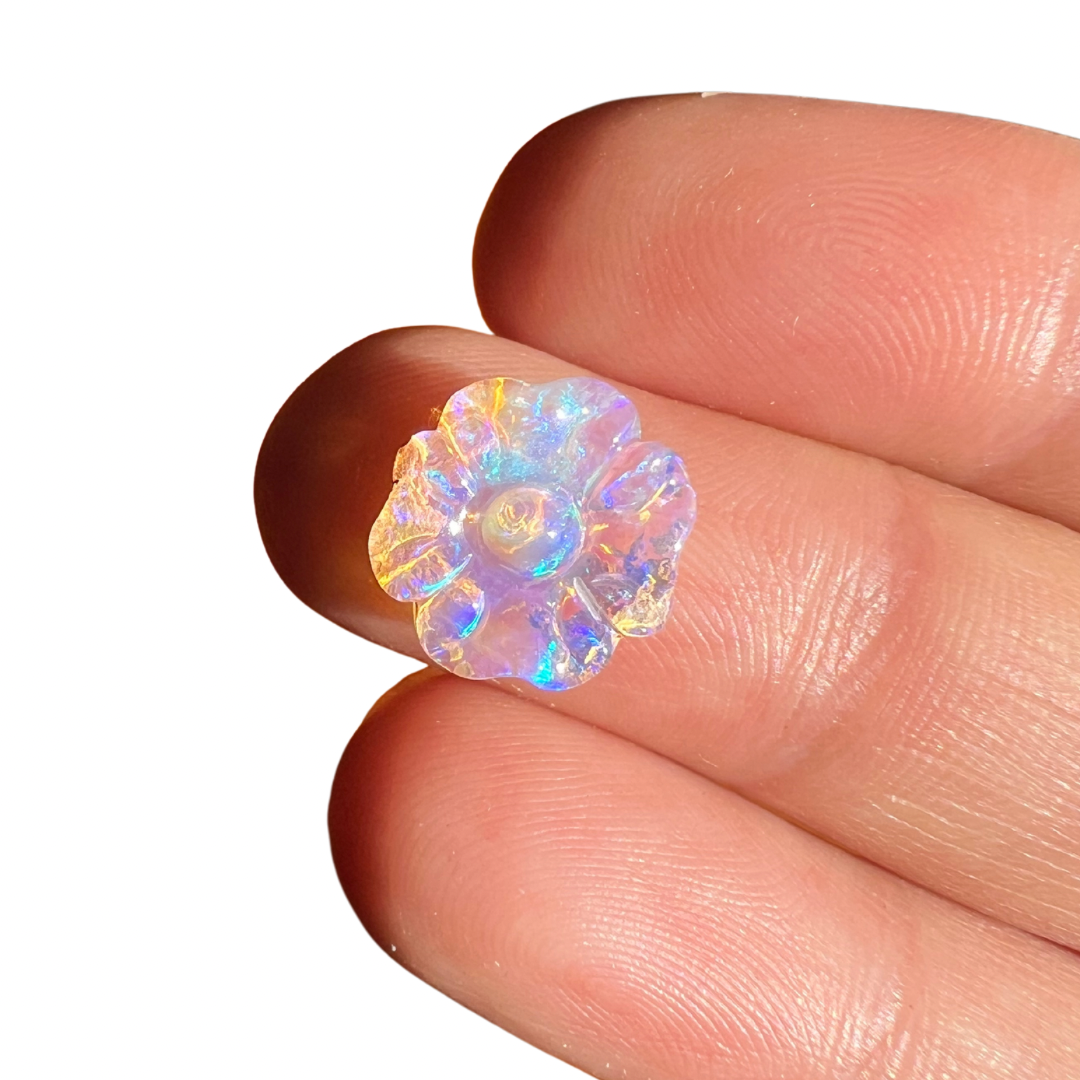 2.02 Ct wood replacement opal flower carving