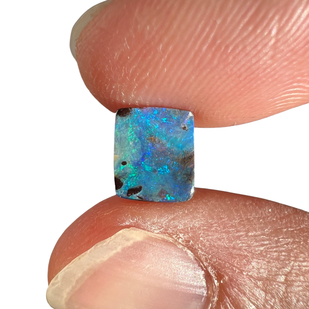 1.42 Ct extra small boulder opal