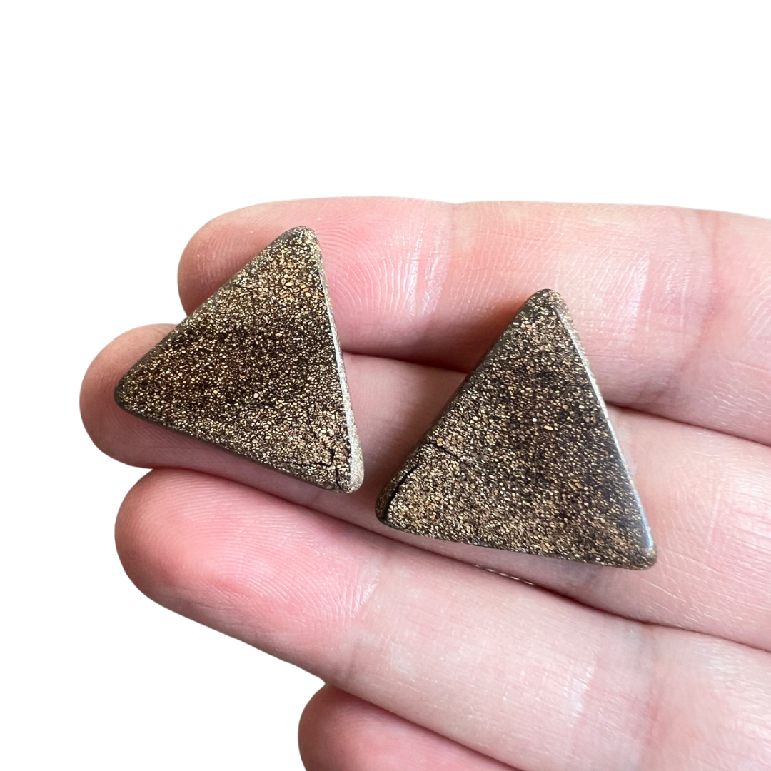 21.52 Ct triangle boulder opal pair