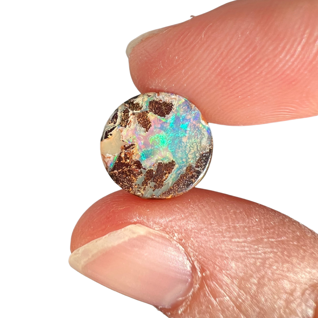 2.81 Ct small boulder opal