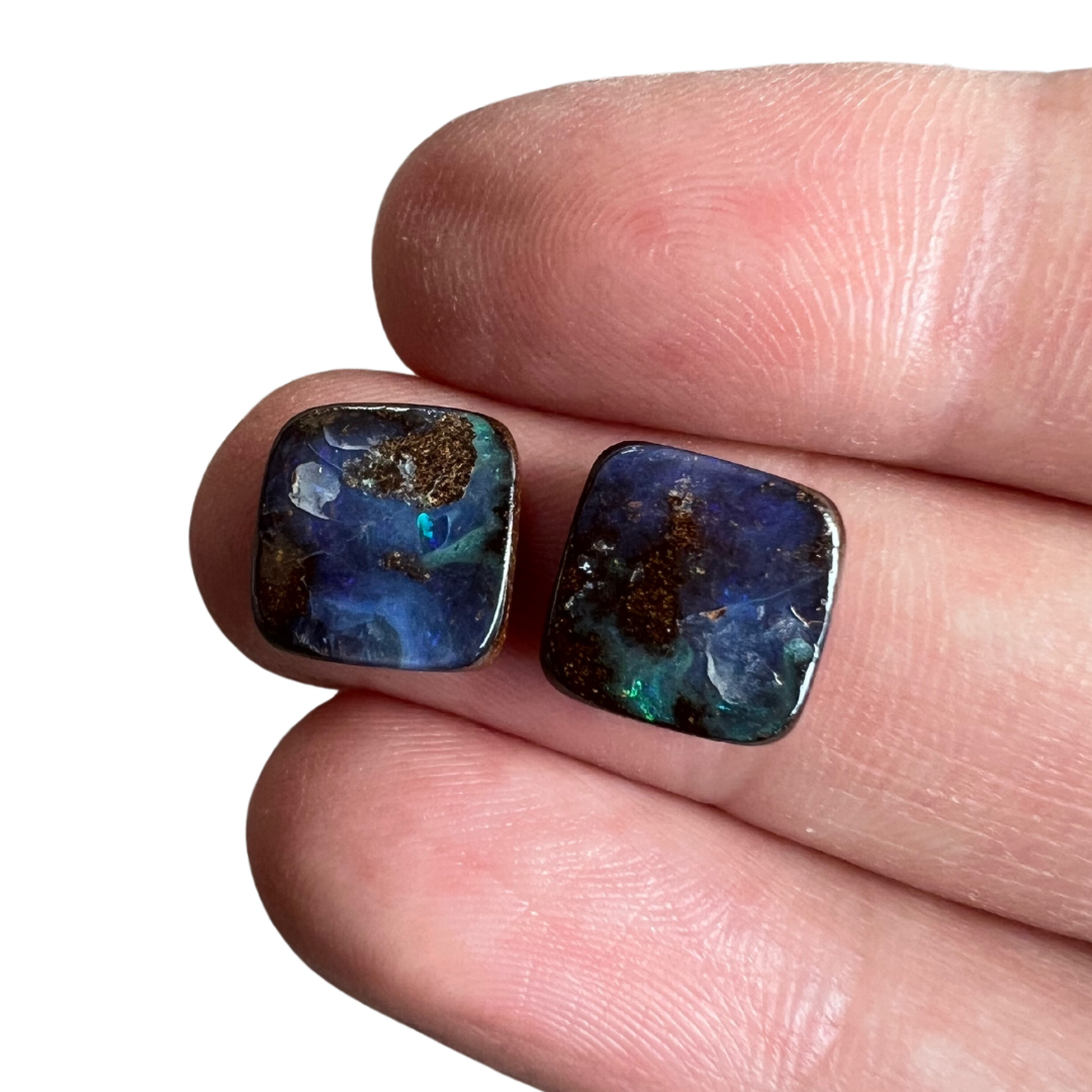 6.08 Ct small boulder opal pair