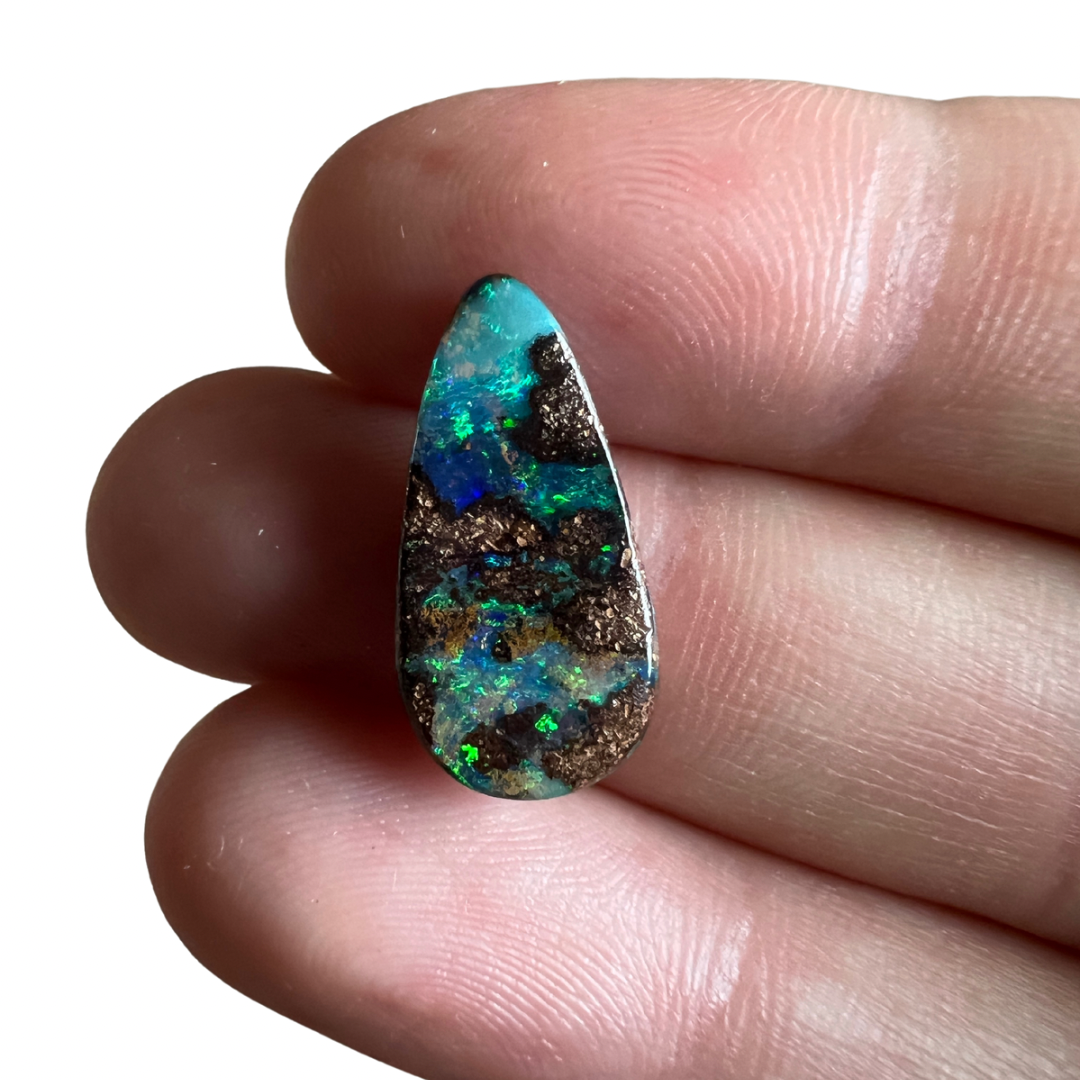 5.09 Ct teardrop boulder opal