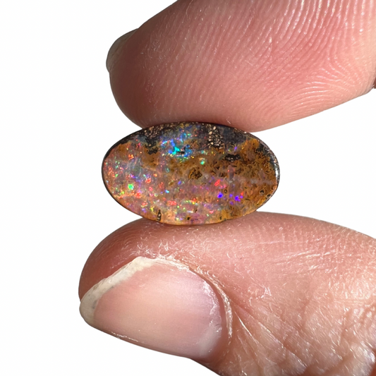 3.63 Ct oval boulder opal