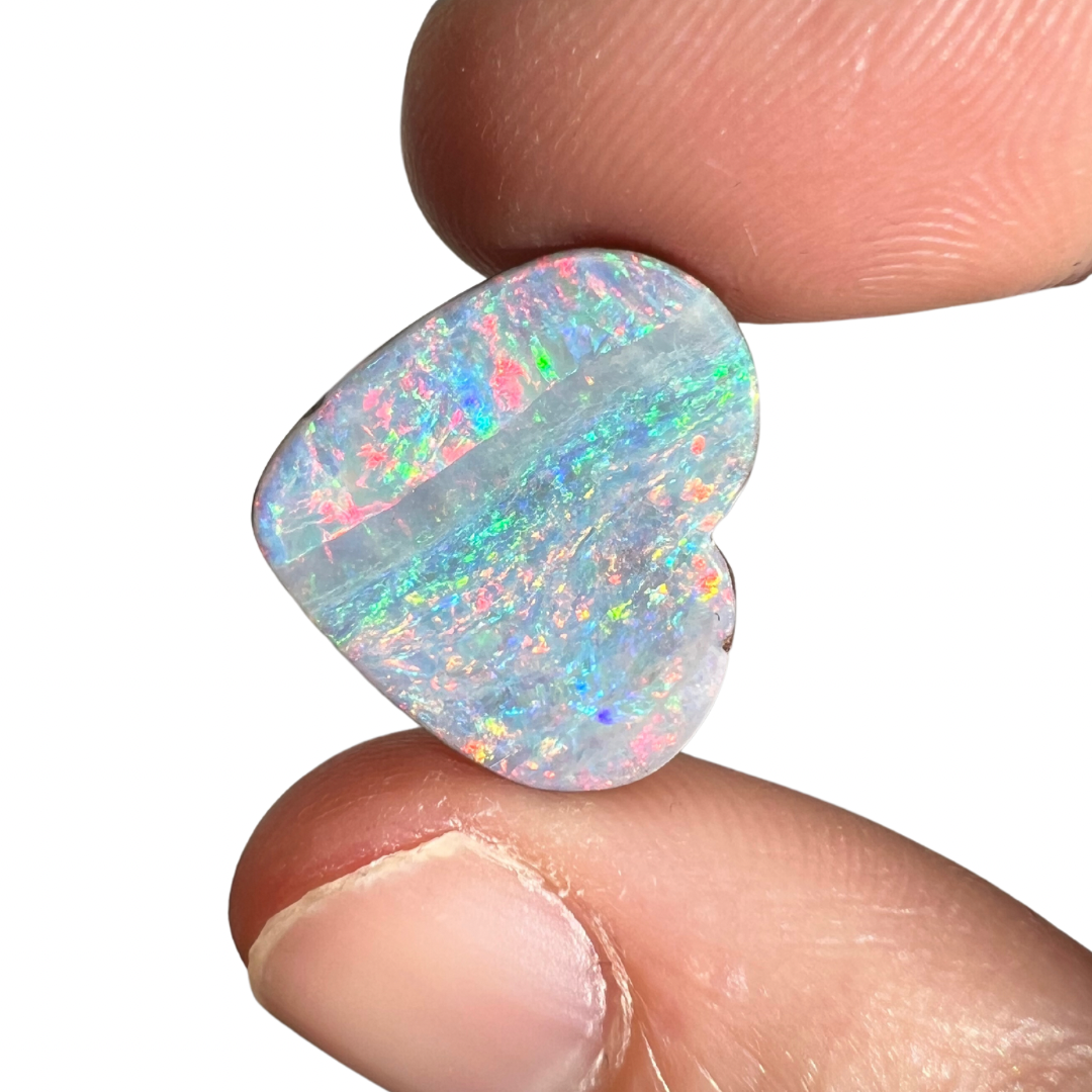 9.69 Ct heart boulder opal