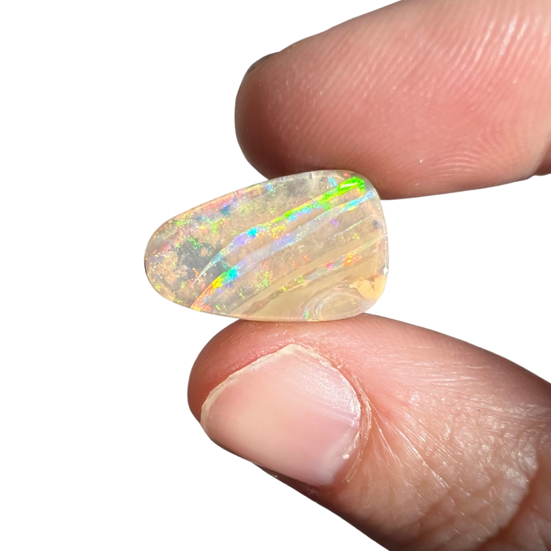 5.09 Ct colourful striped boulder opal