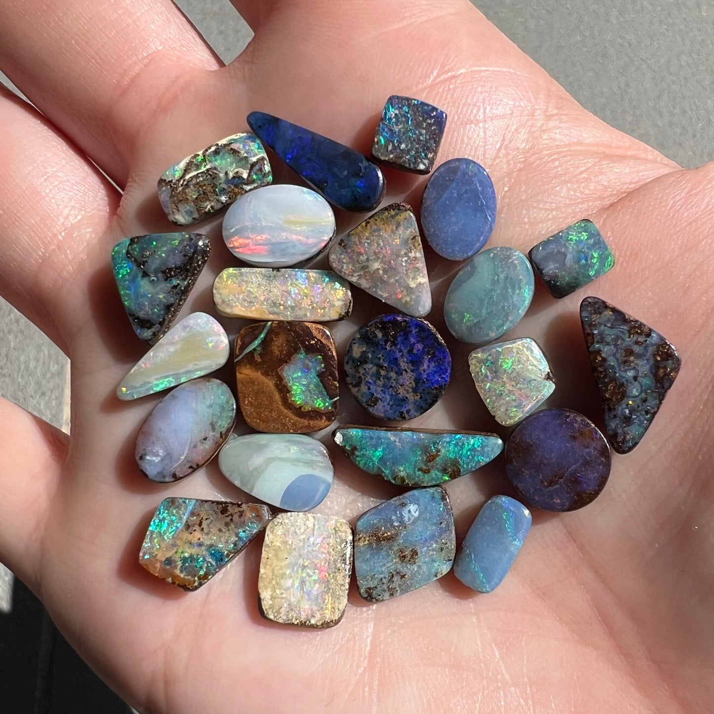 1.82 Ct small  boulder opal