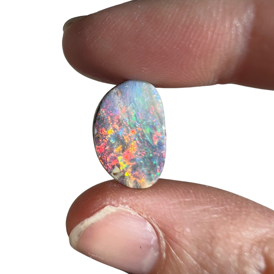 4.53 Ct rainbow boulder opal