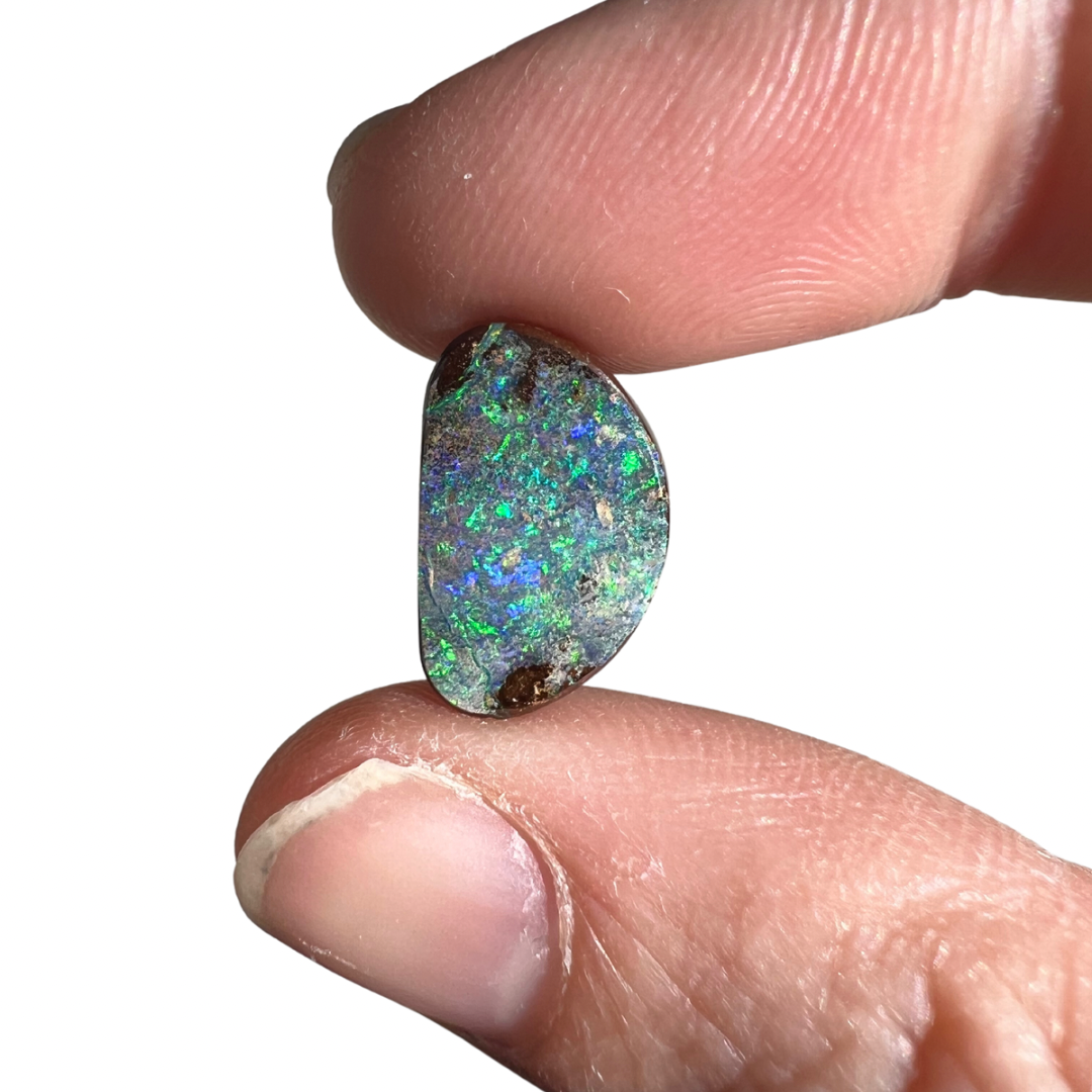 4.85 Ct small boulder opal