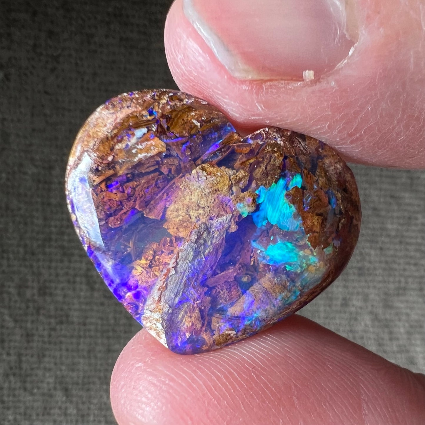 9.36 Ct heart wood replacement opal