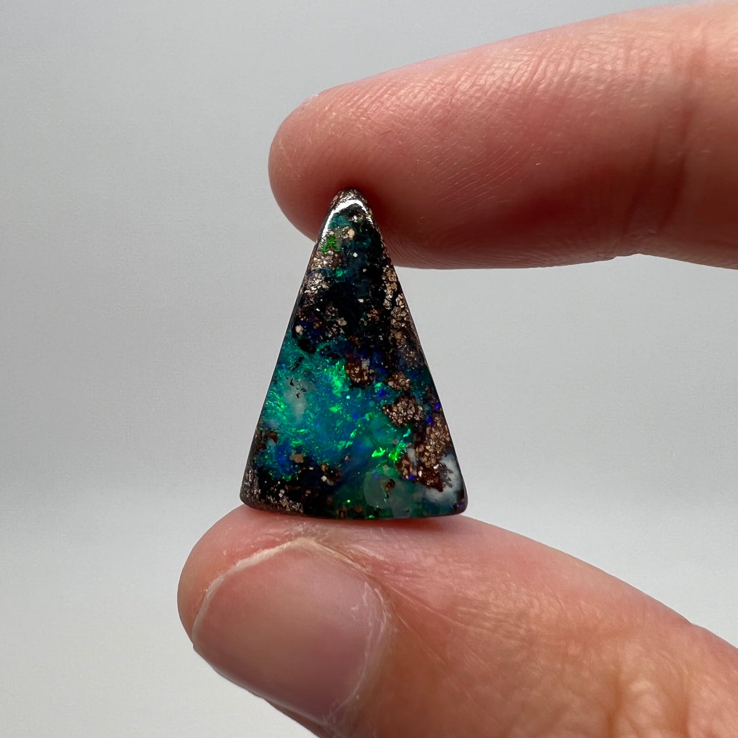 7.23 Ct triangle boulder opal