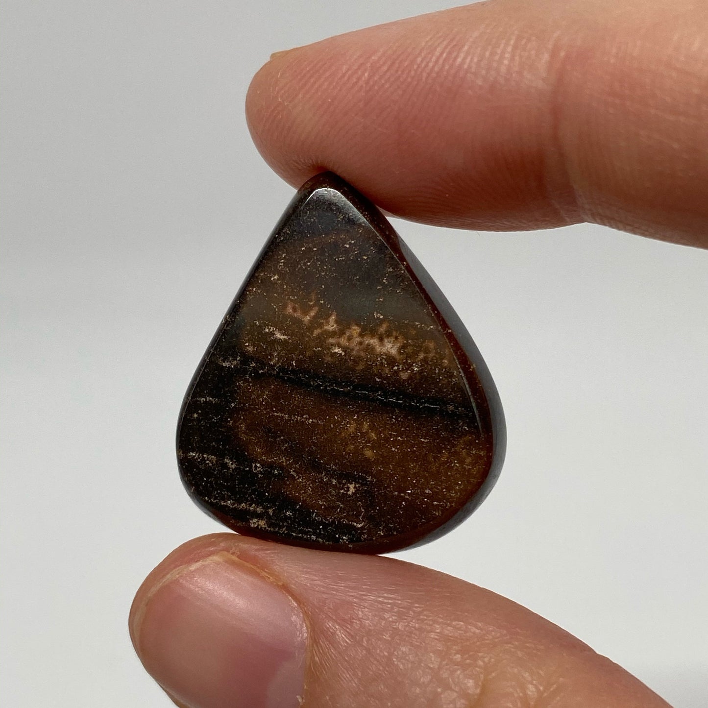 27.21 Ct large teardrop boulder opal
